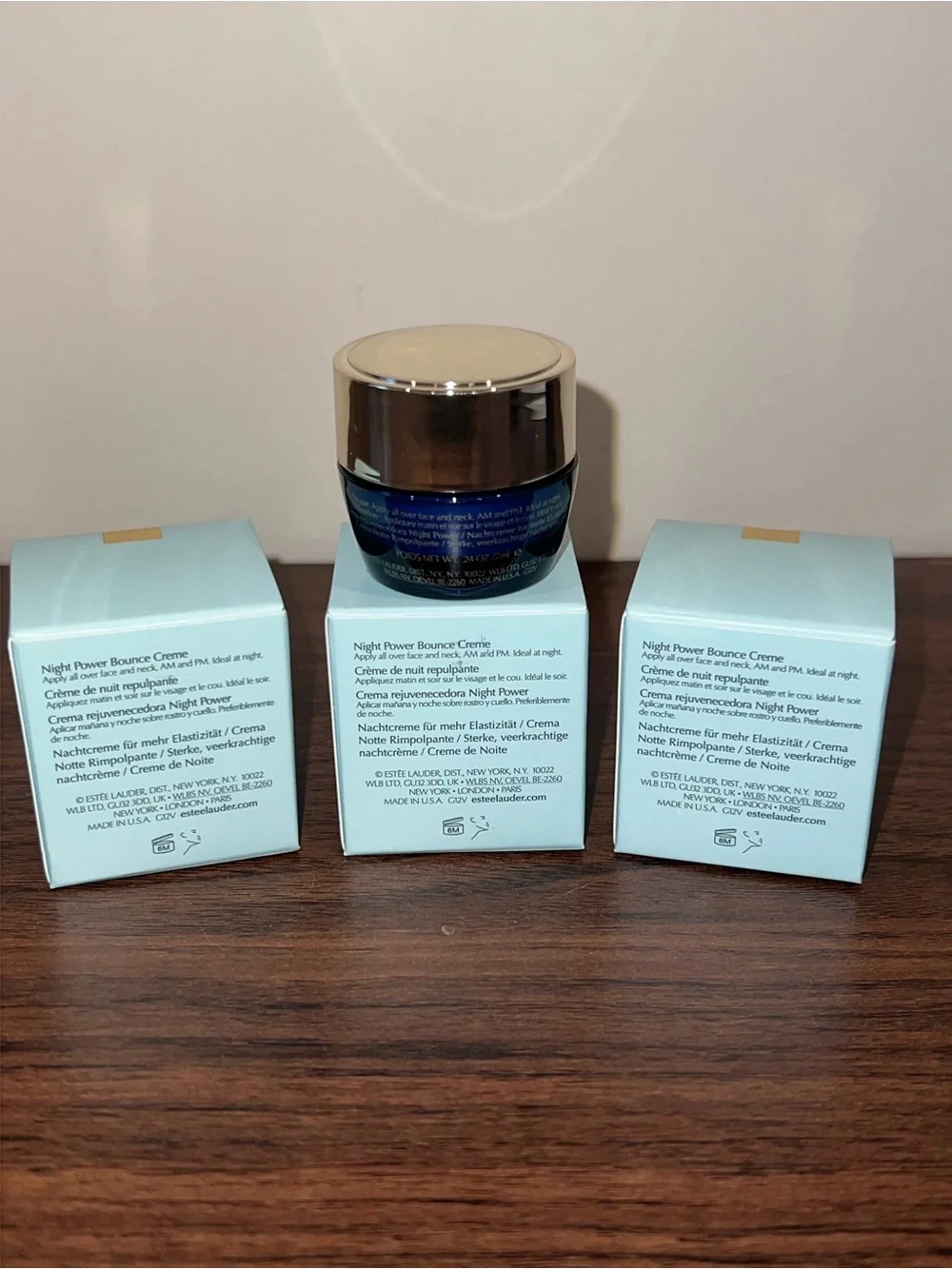Estee Lauder Revitalizing Supreme+ Night Cream in Deep Blue with Gold Cap - Picture 2 of 3
